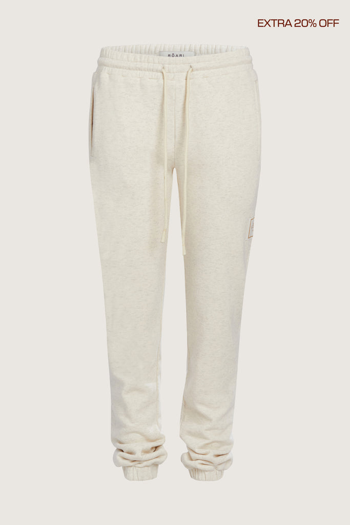  Duke Jogger These branded classic sweatpants offer a relaxed, tapered leg with side pockets, elastic waistband and adjustable draw cord.Fits true to size. Size up if you prefer an even more relaxed fit.Style with The Duke Sweatshirt.*FINAL SALE. Please reference our return & exchange policy here.Extra 20% off auto-applied in cart.