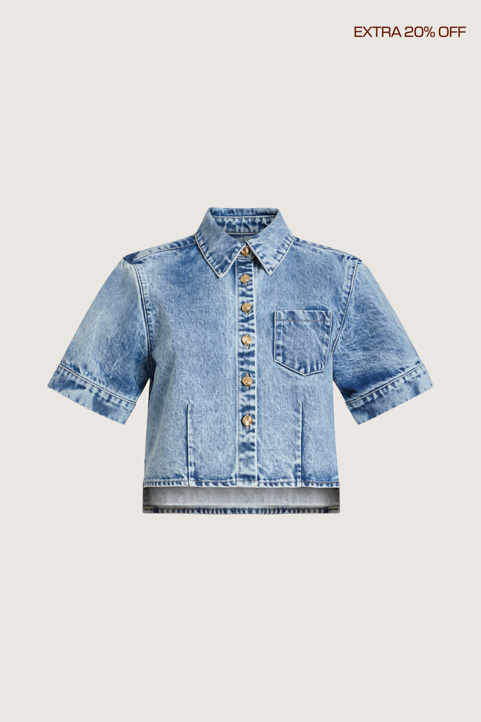  Grant Shirt -Boxy, relaxed fit-Self-fabric collar, yoke, and cuffs-Front darts for shaping-5-button front placket with ROARI gold knot buttons-Dual-button cuffs with back plackets-Angled chest pocket-Reinforced side seam slits-Overlocked interior seams-Custom washed for lived-in lookCara is 5'10