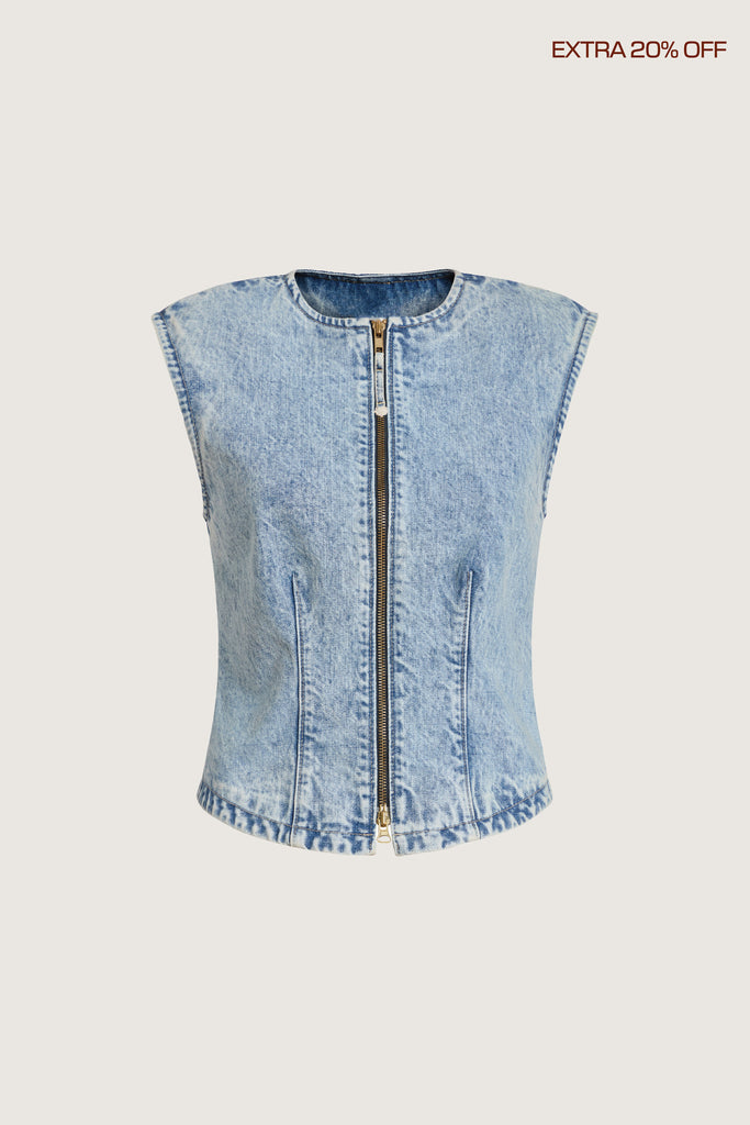  Kate Vest -Sculpted fit with contouring seams-Two-way zipper for styling options-Shoulder pads for structure-Clean finish at hem, neckline, and armholes-Durable bound interior seams-Raw-edge details-Garment custom washed for a lived-in feelIngryd is 5'10