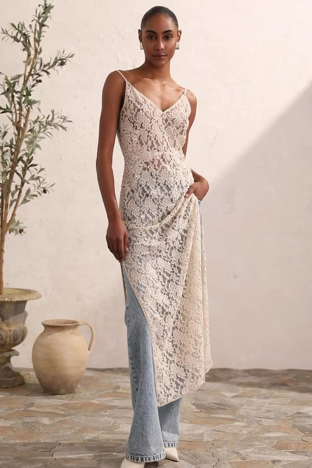 Laila Dress – ROARI