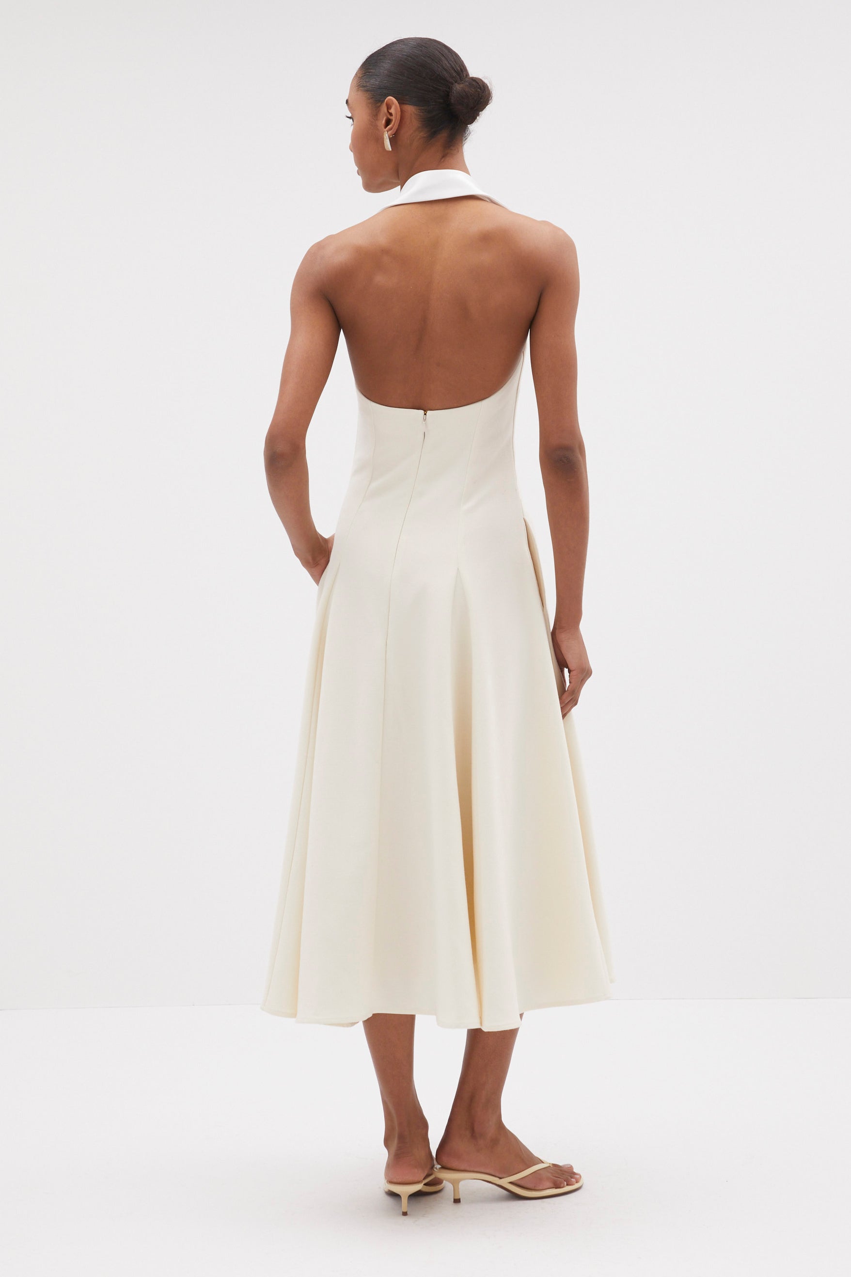 Grace Dress in Ivory Ivory / 6 Grace Dress in Ivory Ivory / 6