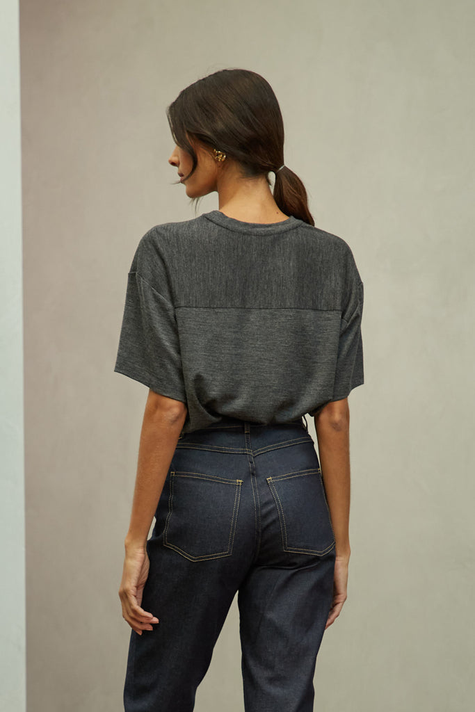 Charcoal Grey Zoey Tee This tee crafted from premium merino wool features an oversized relaxed silhouette and a lightly sheer finish.Style with The Sarah Stretch Jean